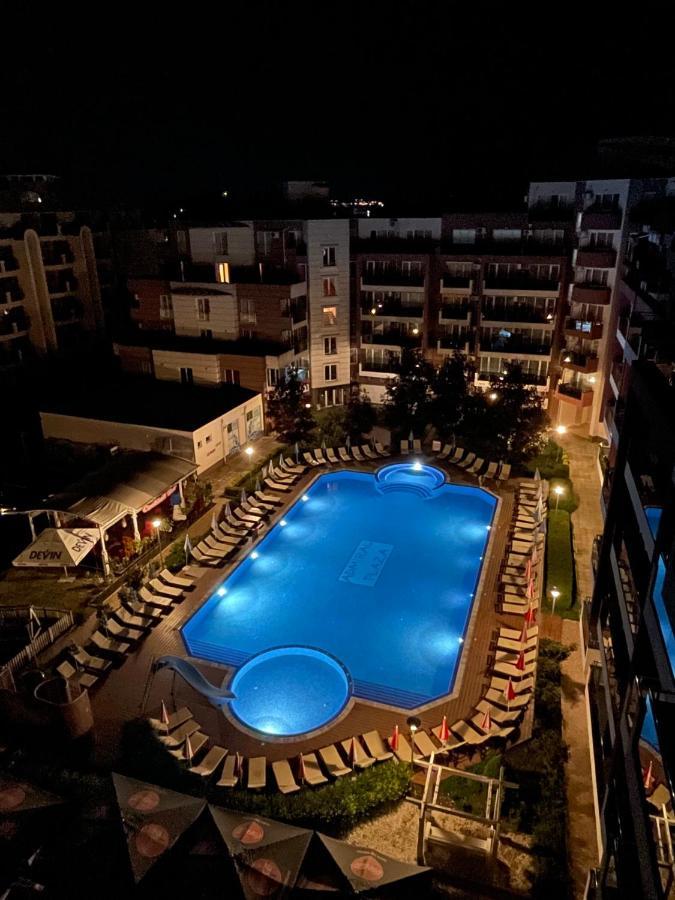 Admiral Plaza Aparthotel Слънчев бряг Екстериор снимка