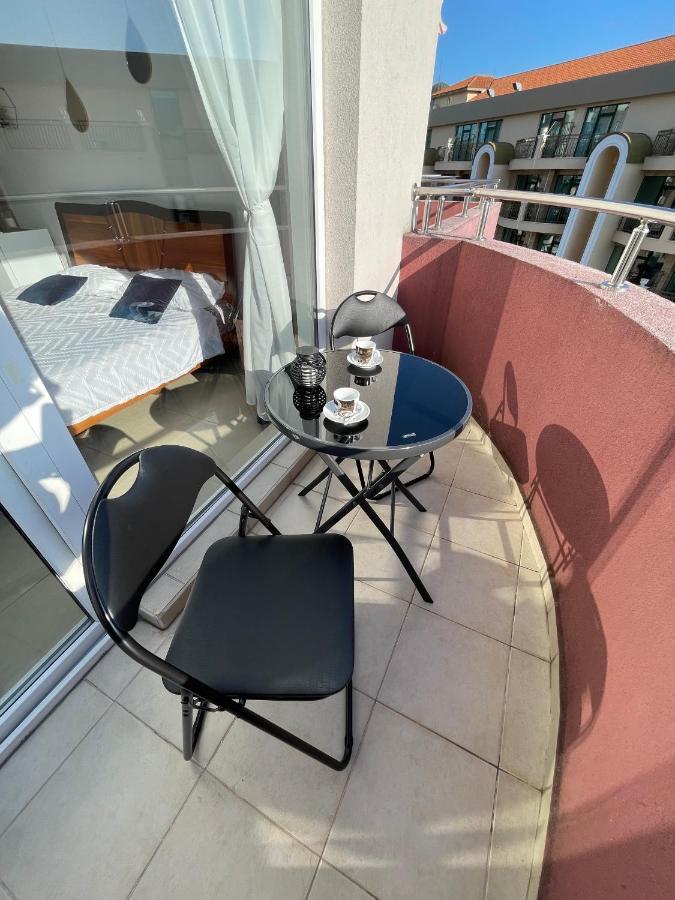 Admiral Plaza Aparthotel Слънчев бряг Екстериор снимка